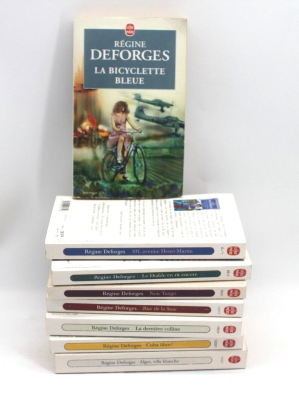 lot 8 Livres books Régine Deforges - La Bicyclette Bleue Tome 1 a 8 French